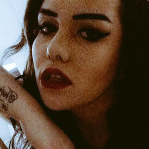 Meet your Posher, Lex